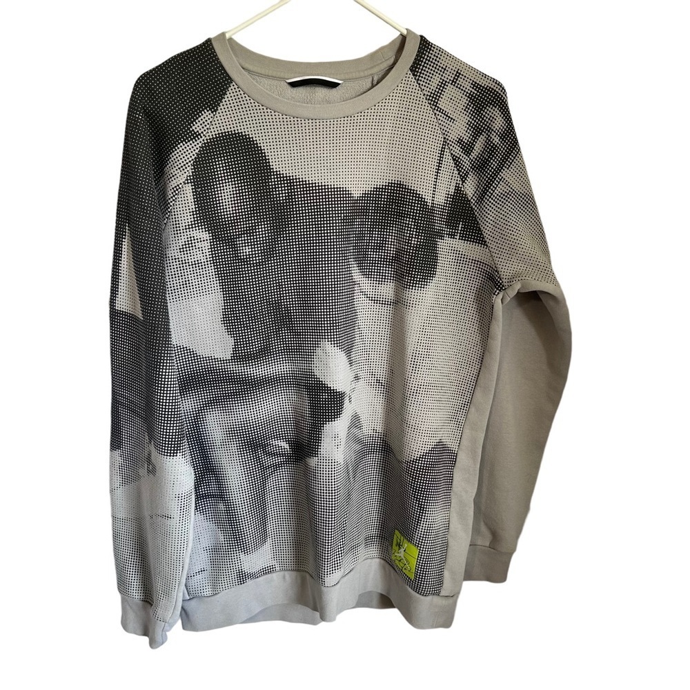 Graphic Print Sweatshirt - Picture 2 of 6